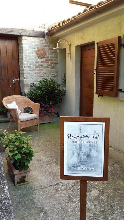 Готель Borgo Delle Fate Amandola Екстер'єр фото