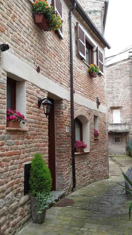 Готель Borgo Delle Fate Amandola Екстер'єр фото